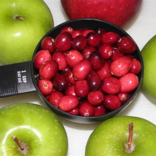 Cranberry applesauce