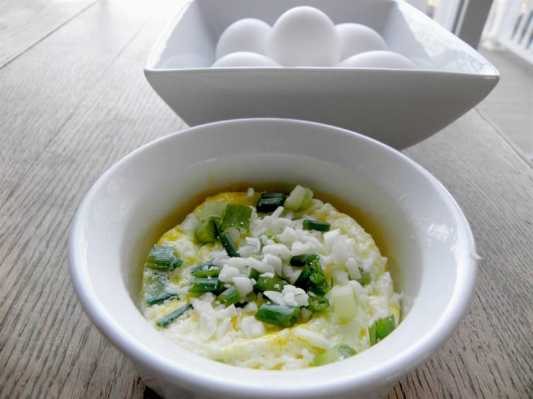 Single Serving Crustless Egg Muffin