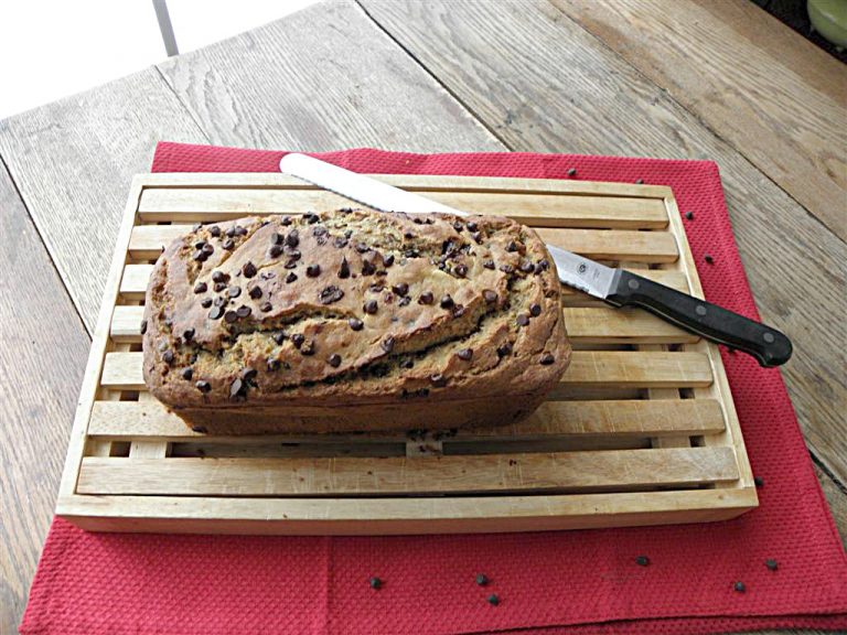 Stevia Sweetened Chocolate Chip Cream Cheese Banana Bread