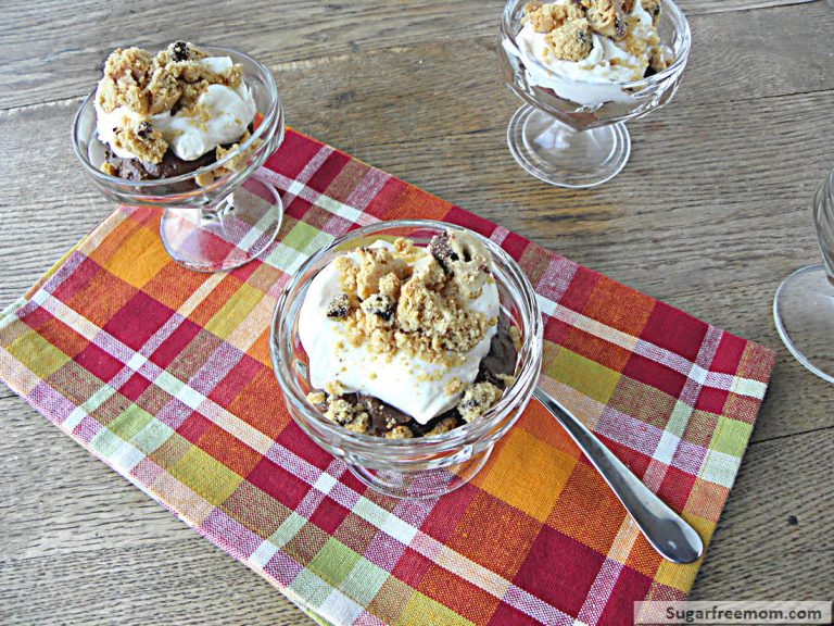 Healthy Chocolate Pudding Parfaits: [Gluten & Dairy Free]