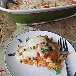 Kale Prosciutto Lasagna Roll-Ups