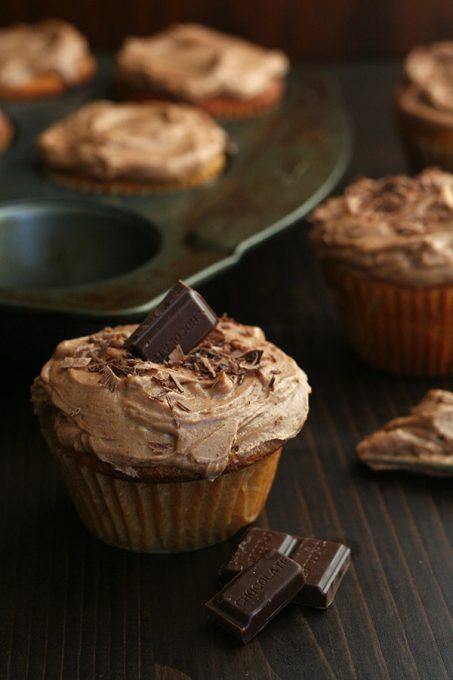 Caramel-Cupcakes-with-Milk-Chocolate-Frosting-3