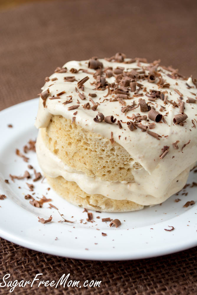 1-Minute Sugar-Free Peanut Butter Mug Cake