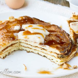4 Ingredient Keto Low Carb Vanilla Ricotta Pancakes