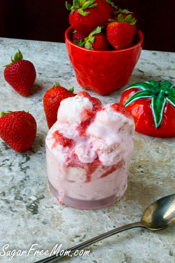strawberry swirl ice cream -5