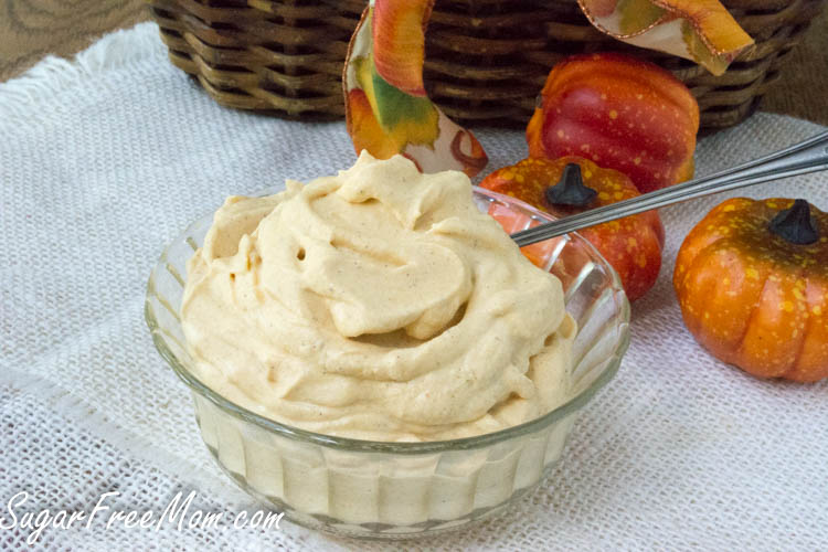 Sugar-Free Low Carb Pumpkin Whipped Cream