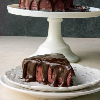 red velvet cheesecake (9 of 1)