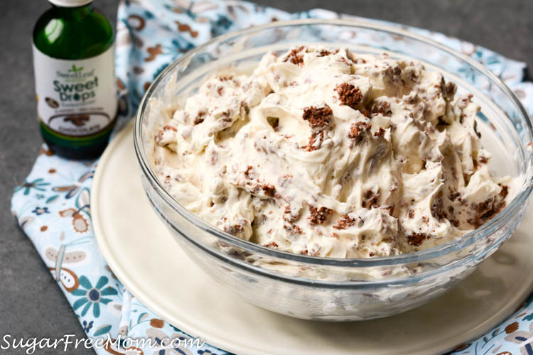 Sugar Free Keto Low Carb (NUT FREE) Cookies & Cream Dip