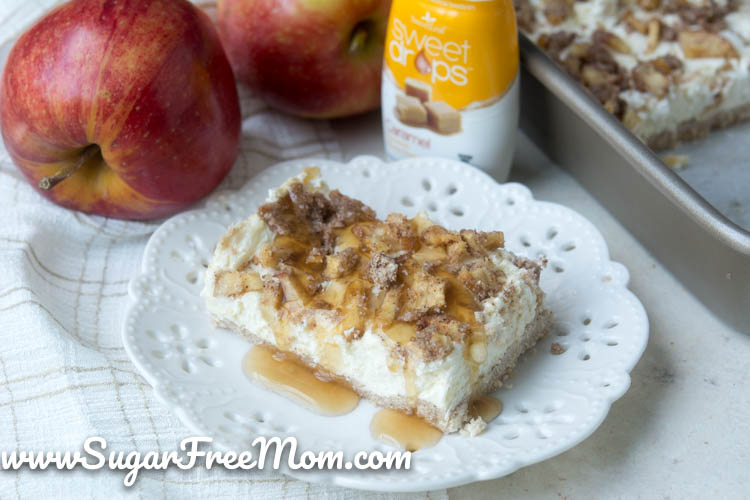 Low Carb Apple Cheesecake Bars