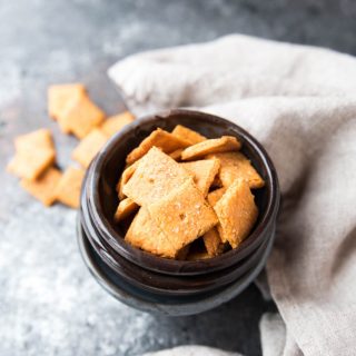 keto cheese crackers-5