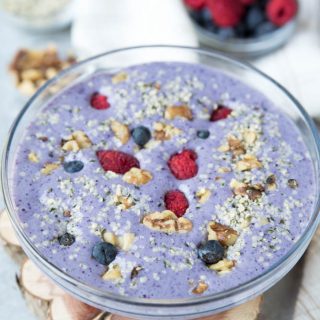 Low Carb Blueberry Protein Smoothie Bowl