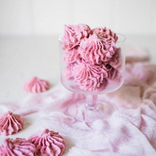 Keto Strawberry Cheesecake Fat Bombs