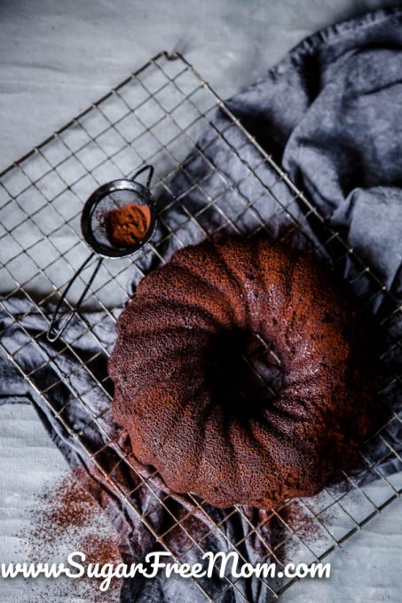 Sugar Free Keto Chocolate Bundt Cake - Sugar-Free Mom