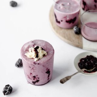 Easy Low Carb Keto Berry Smoothie (Dairy Free, Gluten Free)