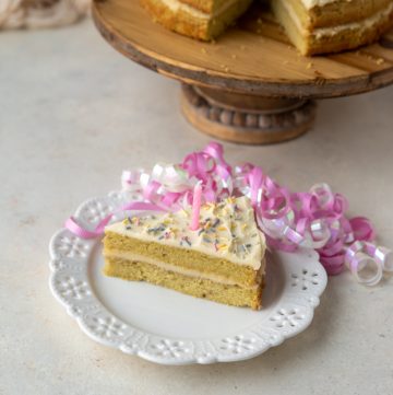 Sugar Free Keto Vanilla Birthday Cake (Gluten Free, Dairy Free, Nut Free)