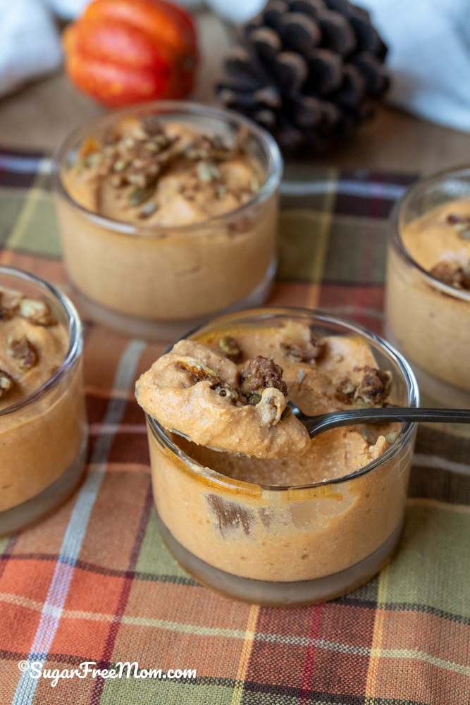 If you're a pumpkin lover, this low carb keto high protein cottage cheese pumpkin mousse is a creamy delicious mousse that has 15 grams of protein and 5 grams net carbs!