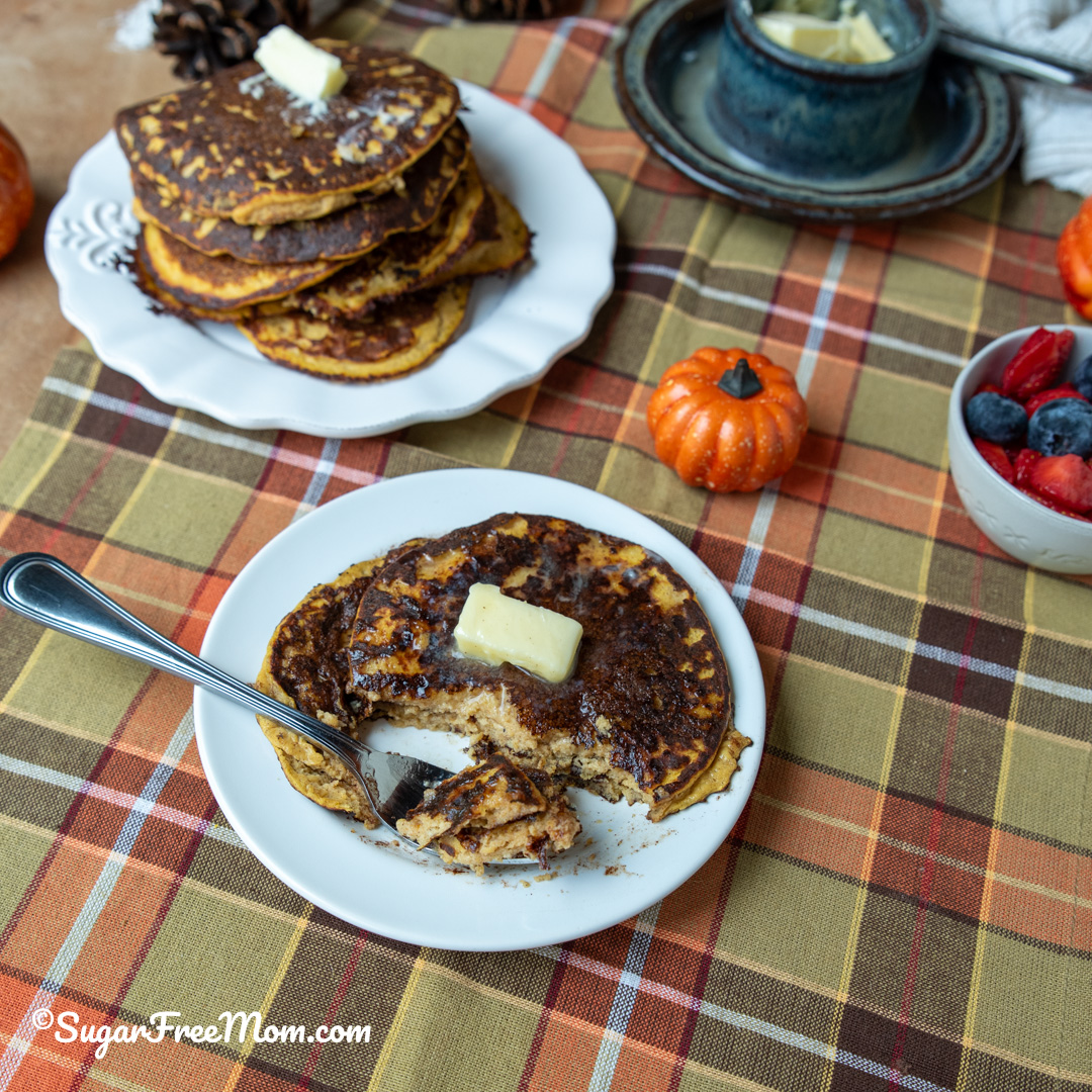 These keto pumpkin cottage cheese pancakes are the ultimate healthy breakfast for busy mornings—a comforting way to embrace the fall season without straying from your low carb diet.