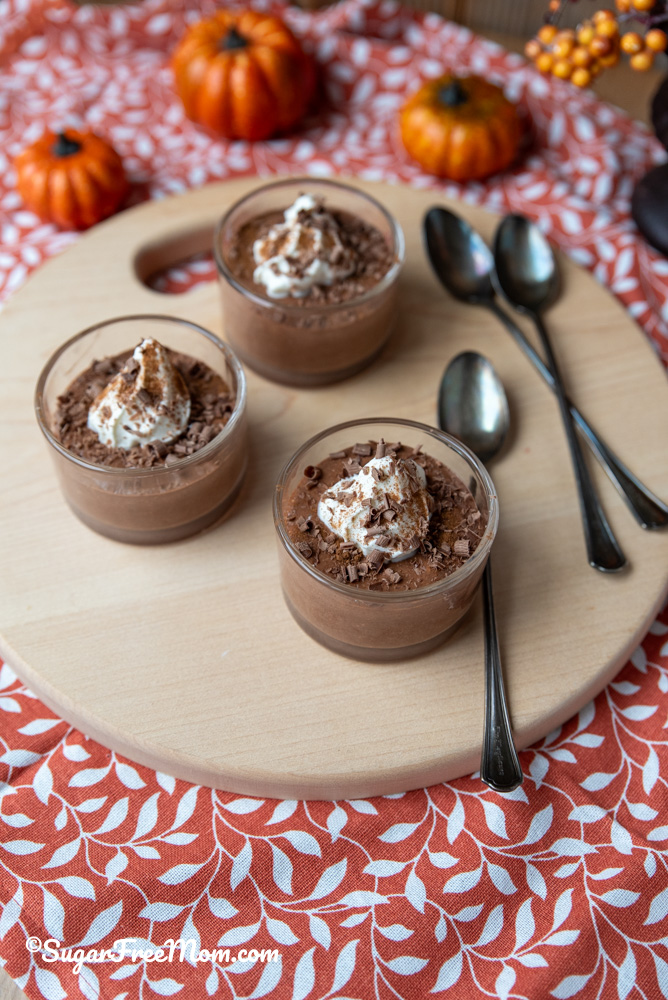 If you love pumpkin season but want to skip the sugar crash, this Sugar Free Low Carb Instant Chocolate Pumpkin Pudding is about to become your new favorite fall dessert! It’s smooth, creamy, full of rich chocolate flavor, and infused with cozy pumpkin pie spice.