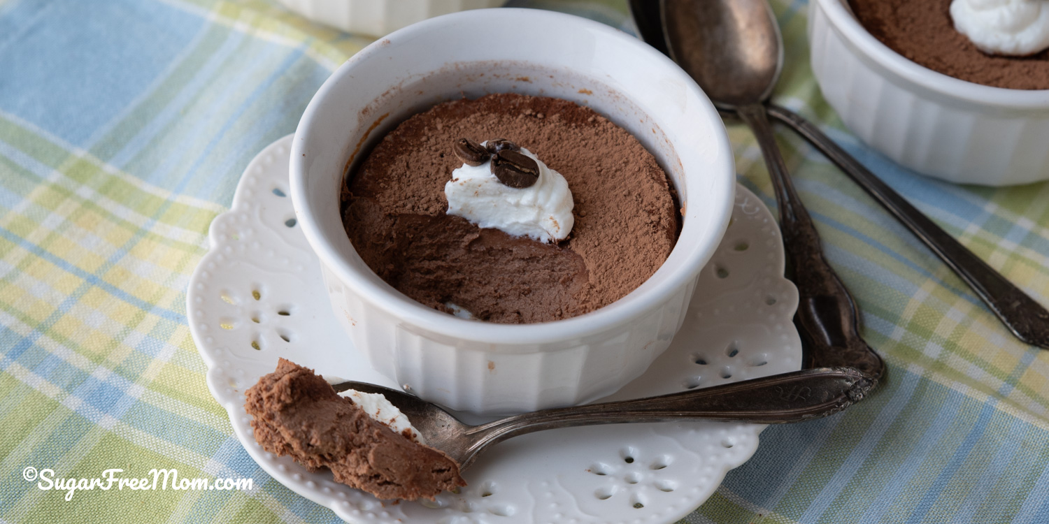 keto mini mocha cheesecakes