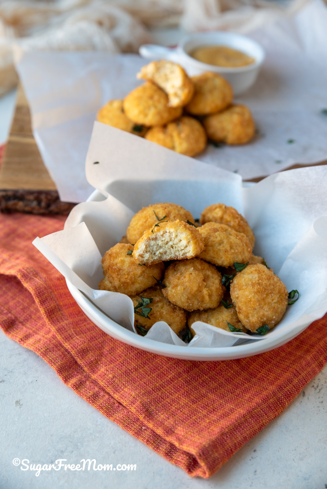 If you’ve been craving crispy popcorn chicken but want to stay on your keto diet or low carb diet, this Keto Popcorn Chicken recipe is about to become your new favorite.